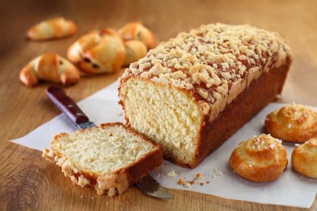 Prosty przepis na ciasto drożdżowe z Wielkiego Żarcia, które zawsze się udaje Prosty przepis na ciasto drożdżowe z Wielkiego Żarcia, które zawsze się udaje