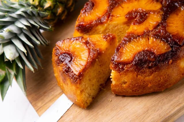 Szybkie i łatwe ciasto z patelni przepisy na pyszne desery Szybkie i łatwe ciasto z patelni przepisy na pyszne desery